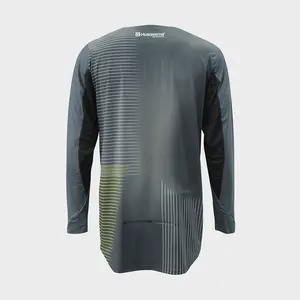 Convert-300Wx300H-PHO-HS-PERS-RS-3HS24001580X-RAILED-SHIRT-GREY-BACK-SALL-AWSG-V1