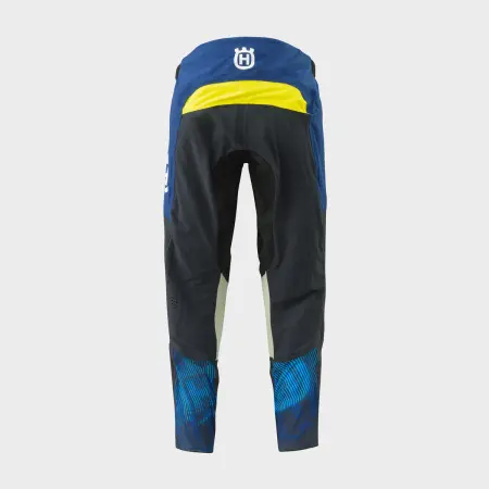 Media-PIM-1003041564-PHO-HS-PERS-RS-118486-3HS23000950X-RAILED-PANTS-BACK-SALL-AWSG-V1