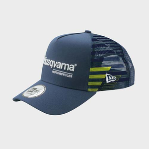 Convert-300Wx300H-PHO-HS-PERS-VS-139676-139034-3HS240036700-TEAM-CURVED-TRUCKER-CAP-SIDE-fertig-SALL-AWSG-V1