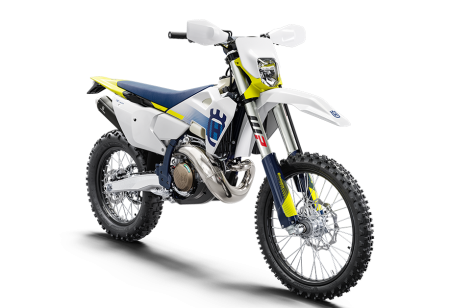 PHO_BIKE_PERS_REVO_TE300-MY24-front-right_