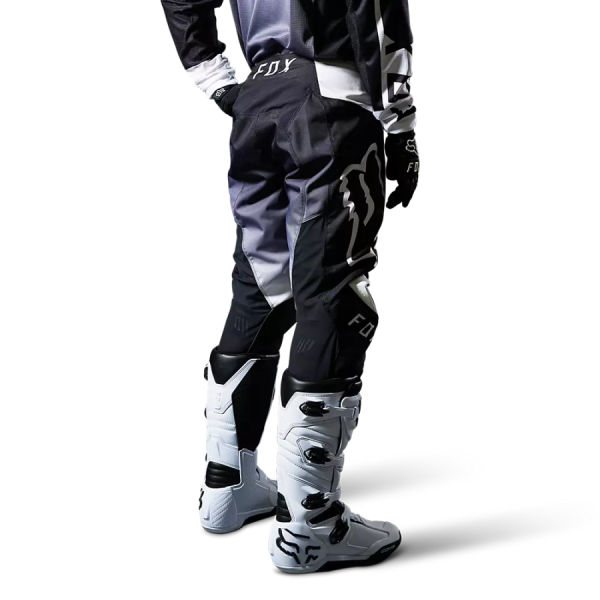 180-leed-pants_black_white_3-1000x1000