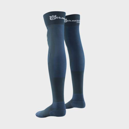 Convert-1200Wx1200H-PHO-HS-PERS-RS-139189-3HS24001860X-KNEE-BRACE-SOCKS-BACK-SALL-AWSG-V1