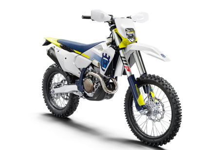 PHO_BIKE_PERS_REVO_FE-350-MY24-front-right_